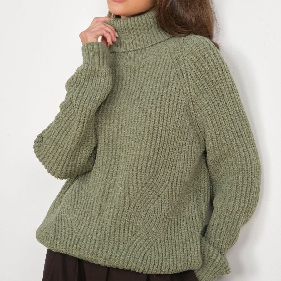 
                      
                        Gestrickter Rollkragenpullover
                      
                    